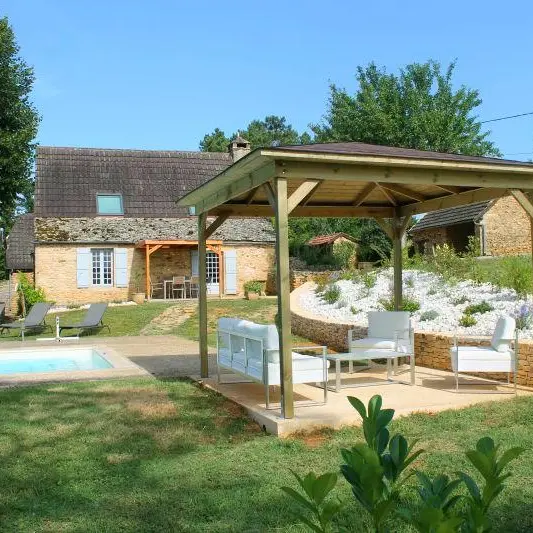 Les Mazaux avec piscine chauffée au nord de Sarlat_1