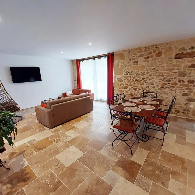 Vol de nuit à Sarlat cocon de charme climatisé_1