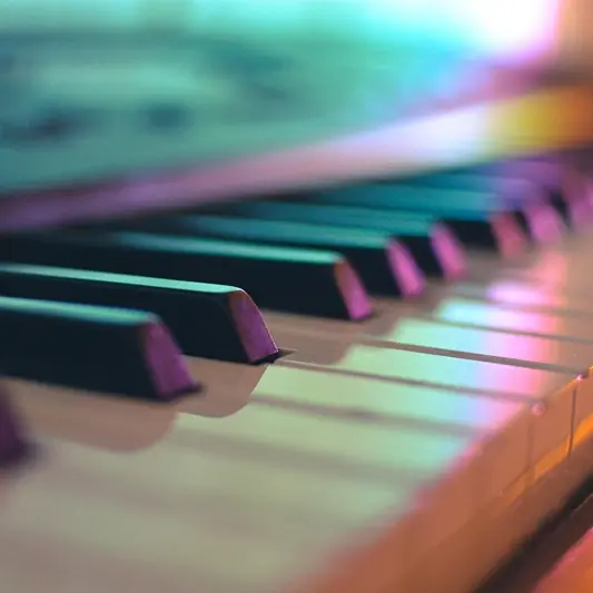 ladayita-piano