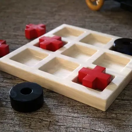 toy©Lars Ploger de Pixabay