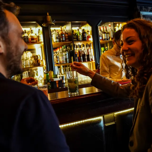 Christie's bar