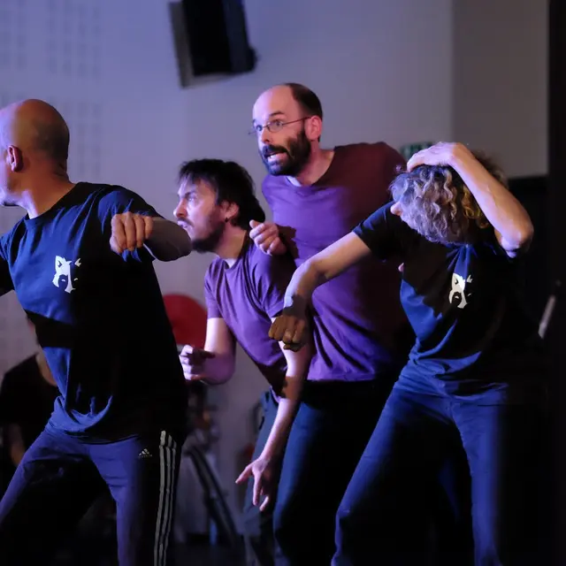 100421-matchimpro-lacambrioleimpro