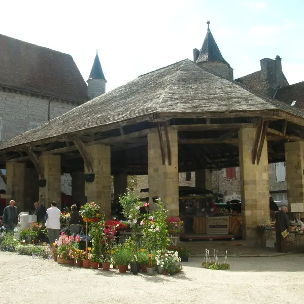 Marché à Martel