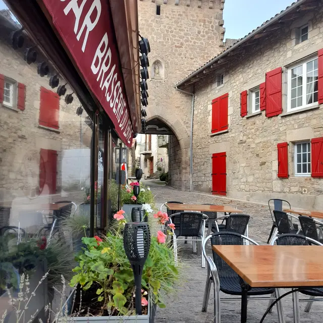 Bar Brasserie du centre Sousceyrac en Quercy