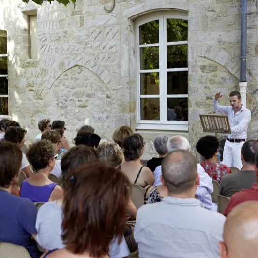 festival de Théâtre Ambiances