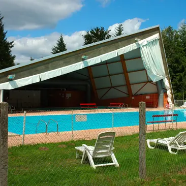 Piscine-SaintMartinLaMeanne
