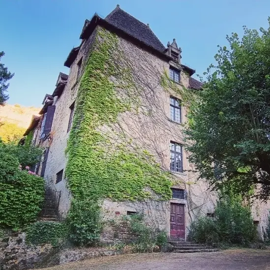 Façade