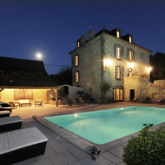 Villa de nuit