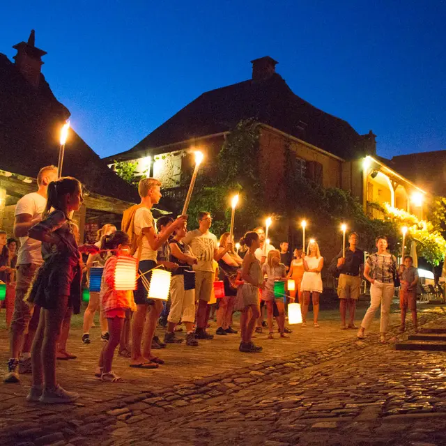 Visite flambeaux Collonges - Malika Turin