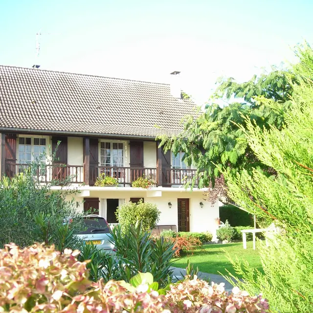 Meublé Hustaix 2 (C. Hustaix)