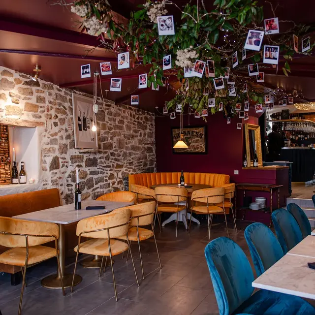 Assemblage bar à vins