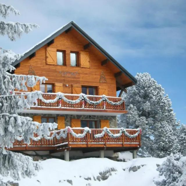 Chalet Mountain Lodge 5*