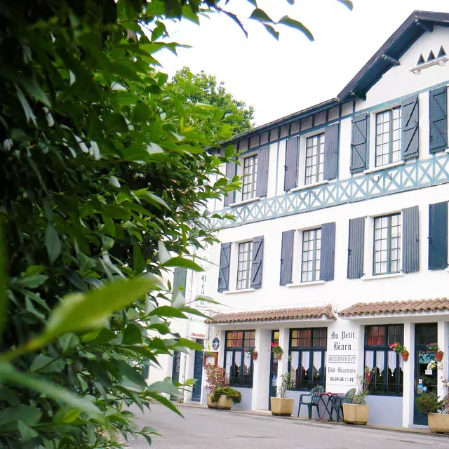 Hôtel-Restaurant Au Petit Béarn