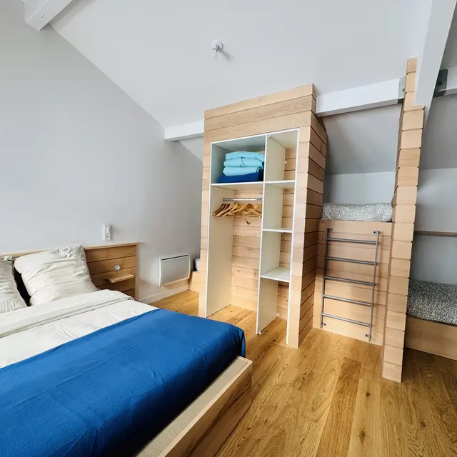 Chambre privative pour 5 personnes, accessible PMR