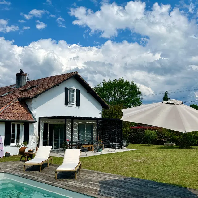 LIT-Sukha-maison ext. piscine