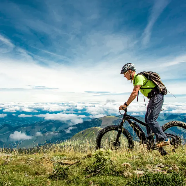 Descente en Fatbike sur les pistes du Bike Park de La Pierre Saint-Martin