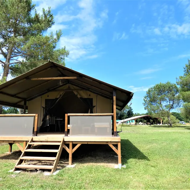 Lodge Kilimandjaro avec Gîtes de France Landes à St Julien en Born