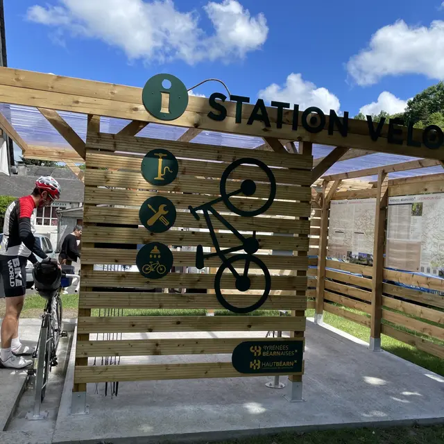 Station vélo 1 - ARETTE (©OTHB) - DI