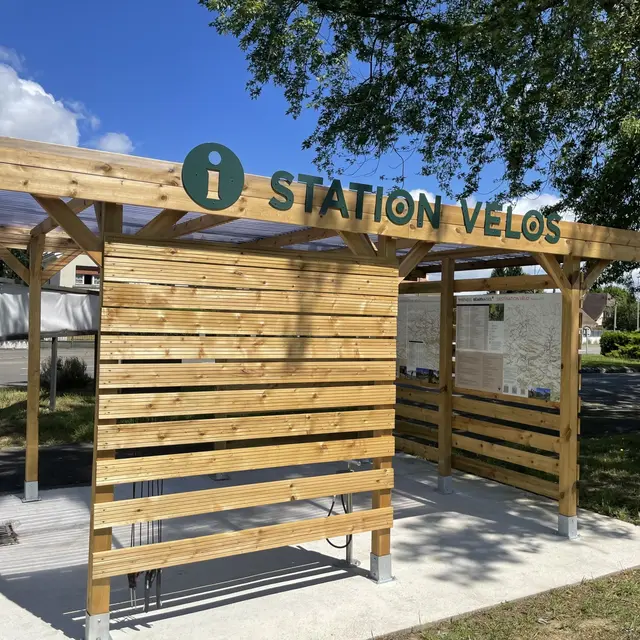 Station vélo 1 - OLORON SAINTE-MARIE (©OTHB) - DI