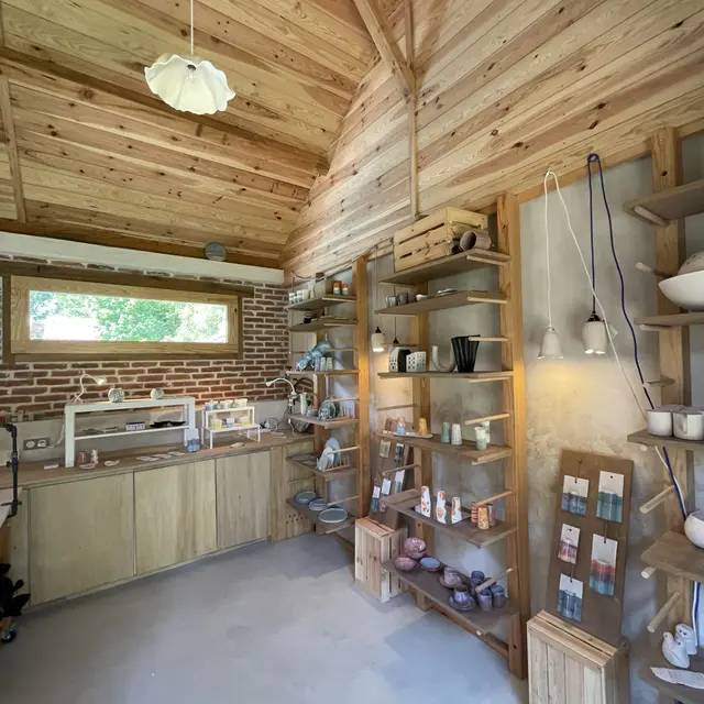 STJU_Landed Ceramics (1)