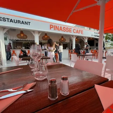 STJU_Pinasse café Contis (1)