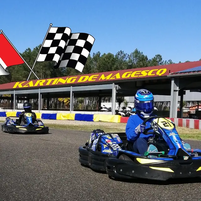 1. karts devant prégrille DRAPEAU LOGO copie_KARTINGMAGESCQ_OTILAS