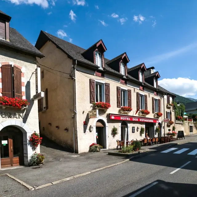 Hôtel-Restaurant Les Voyageurs