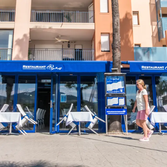 FRANCE - ARGELES SUR MER - RESTAURANT - BLEU MARINE