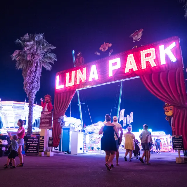 Luna_Park_Star_Wars-ArgelesTourisme-Stephane_FERRER-2307-1200px