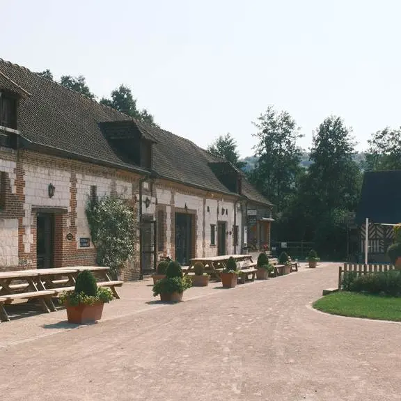 Cour d'honneur de l'ancienne Abbaye