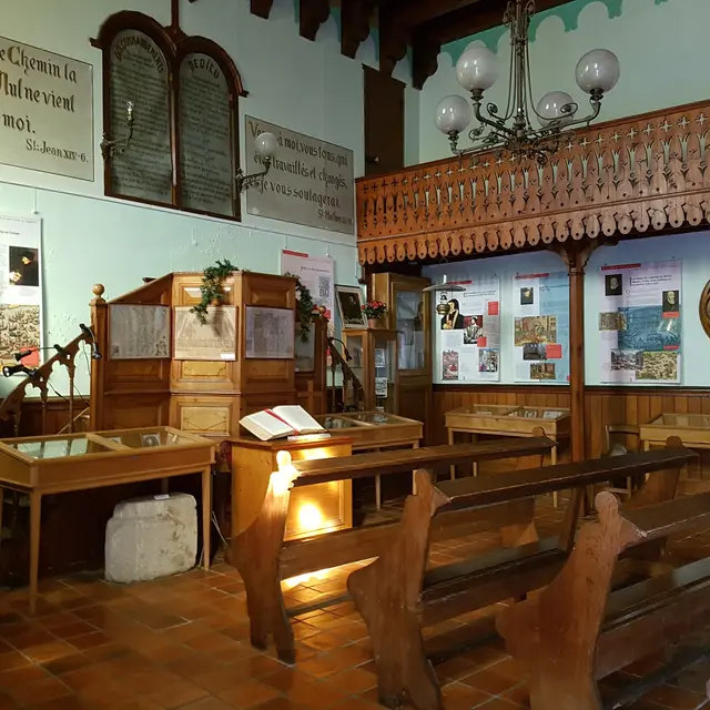 Intérieur musée grange