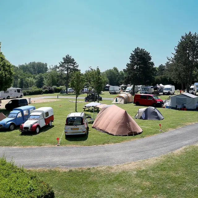13 camping-auberge 01