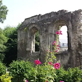 Ruines de l'abbaye Notre Dame < Soissons < Aisne < Picardie
