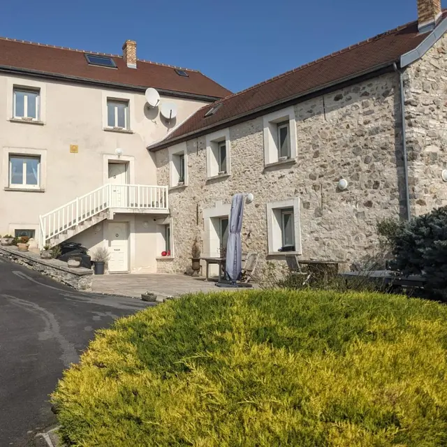 CHATEAU-THIERRY Dovie