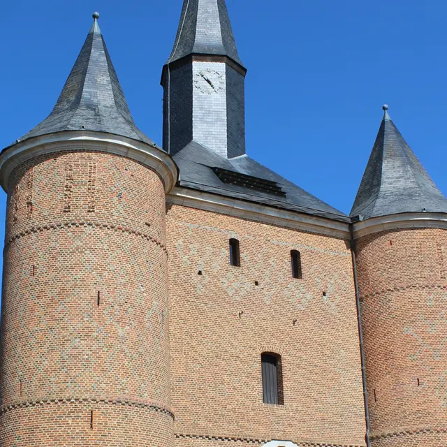 Eglise < Plomion < Aisne < Picardie < HDF