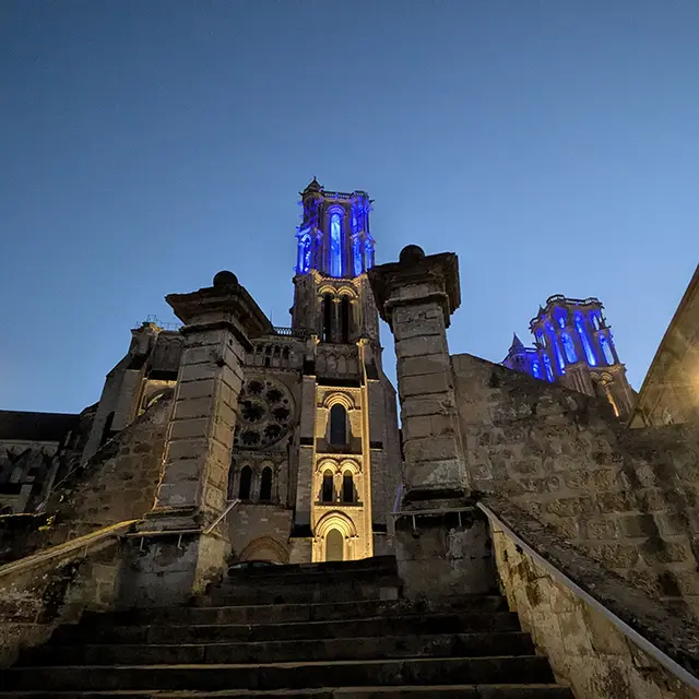 Cité médiévale porte Germaine < Laon < Aisne < Picardie