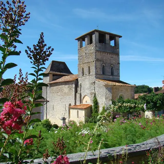 Périgord Inattendu - Village Fleuri Siorac de Ribérac