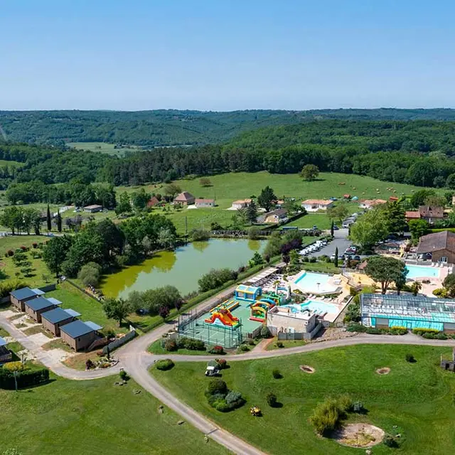 Camping Le Carbonnier à Saint-Martial de Nabirat
