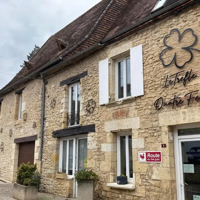 Auberge du Trèfle à 4 Feuilles 1