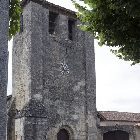 Eglise Saint-Julien-de-Bourdeilles_1