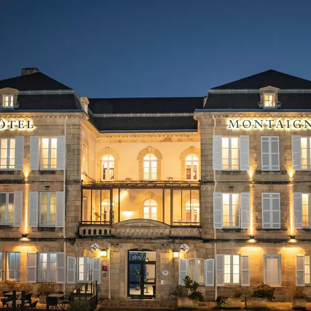 HÔTEL MONTAIGNE