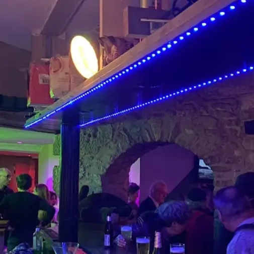 L'art Scène Bar