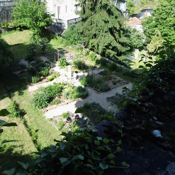 Le Jardin du Presbytère Bourdeilles