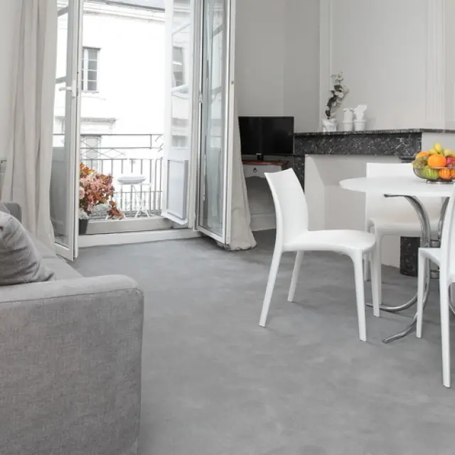 Les suites de la tour 4