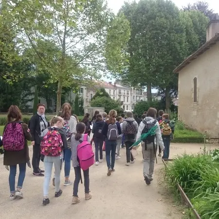 Périgueux_jardin_de_vesone_visites_scolaires_ville_romaine©office_de_tourisme_de_perigueux