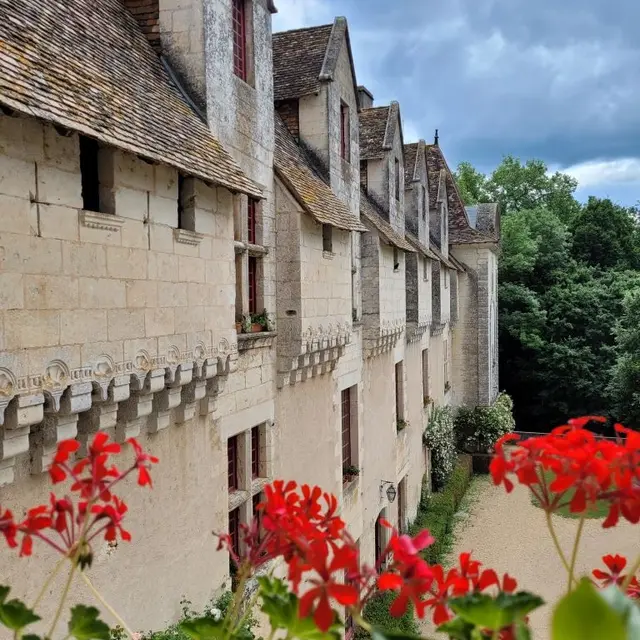 chateau de neuvic