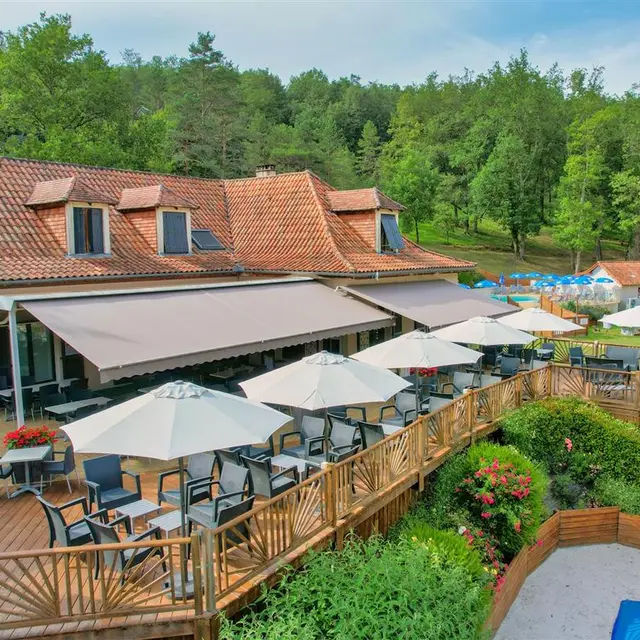 bar-la-pelonie-terrasse-2