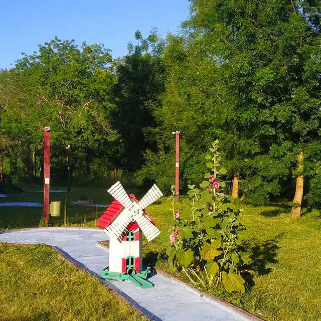 Mini-Golf à Saint-Paul-Lizonne