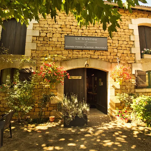 ferme auberge du cantou