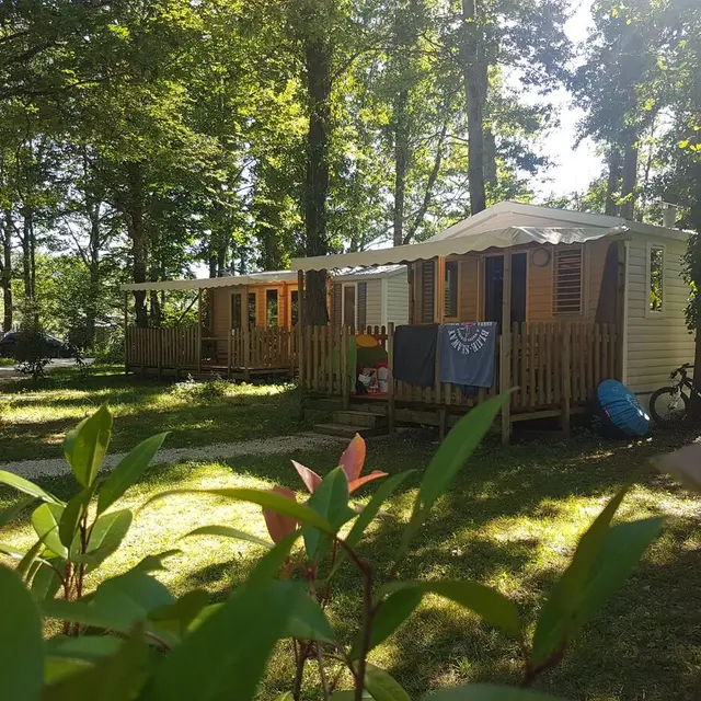 mobilhome-camping-bois-du-coderc